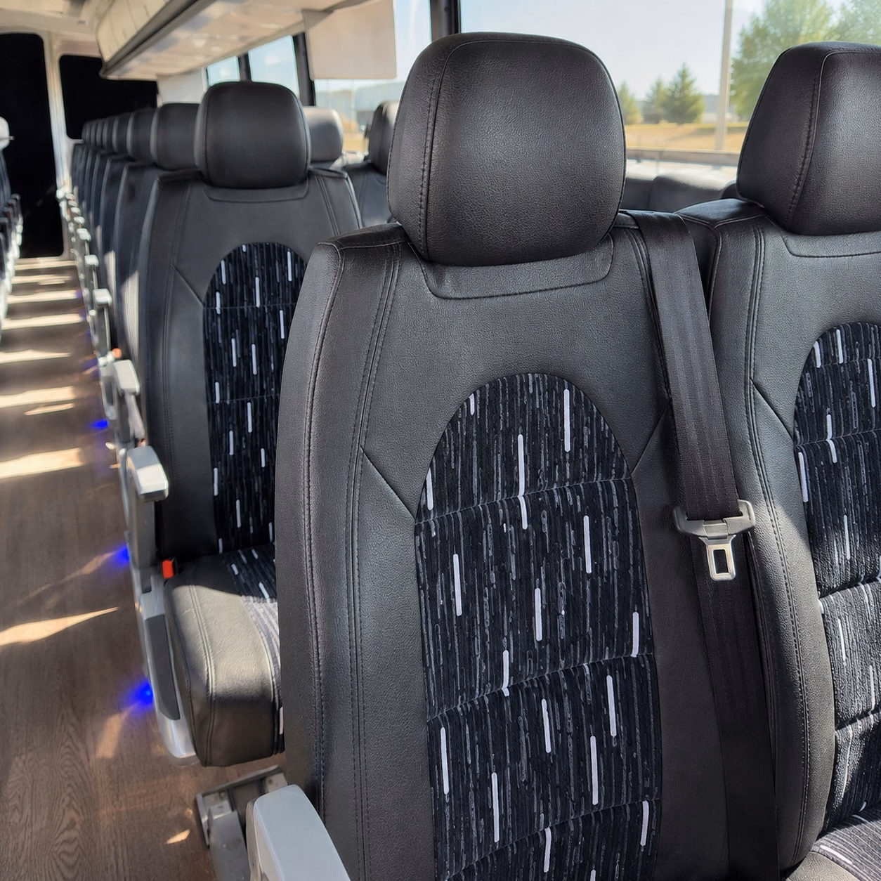 how where and when you re traveling affects your san francisco bus rental rate