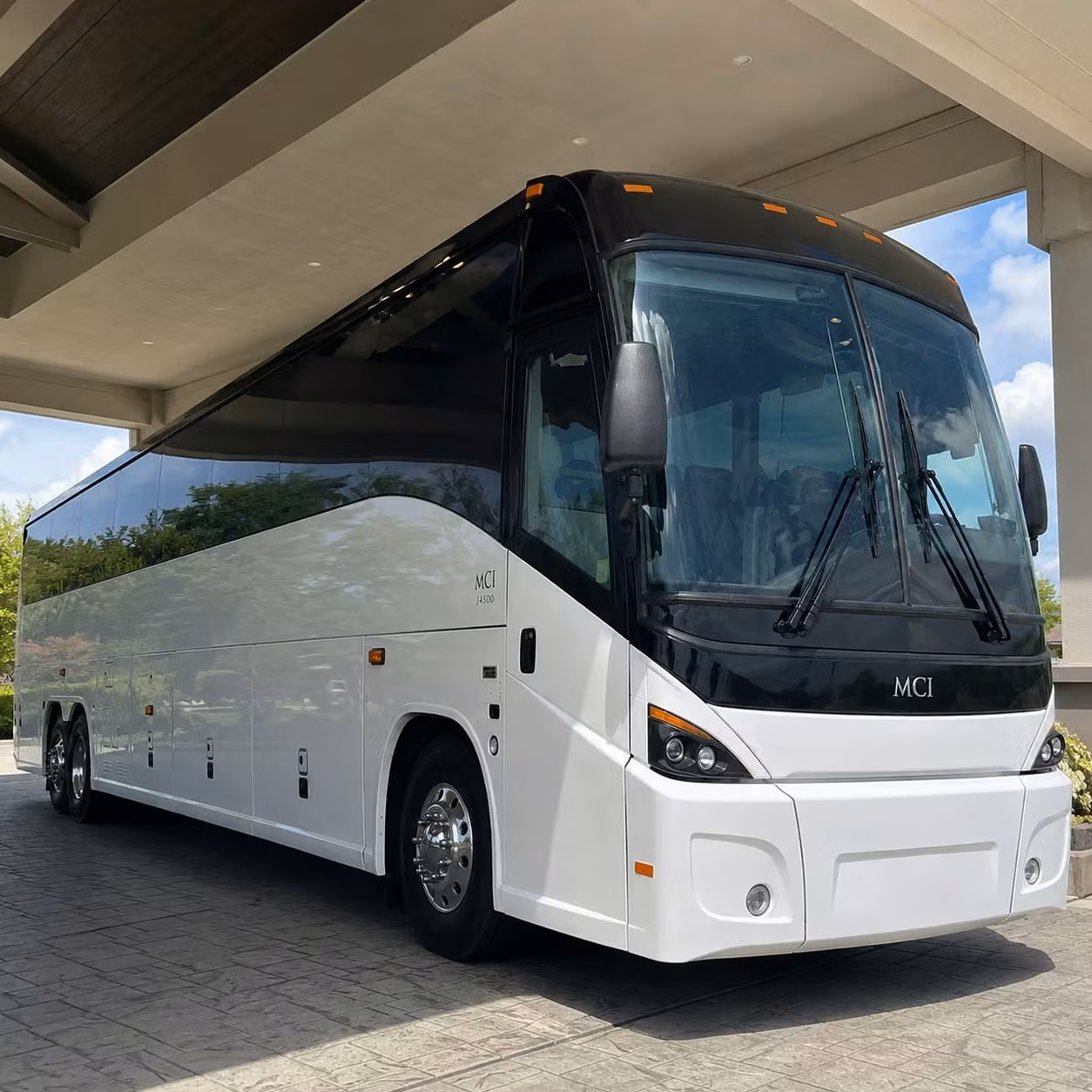 oakland airport transfers that keep bay area groups moving on schedule