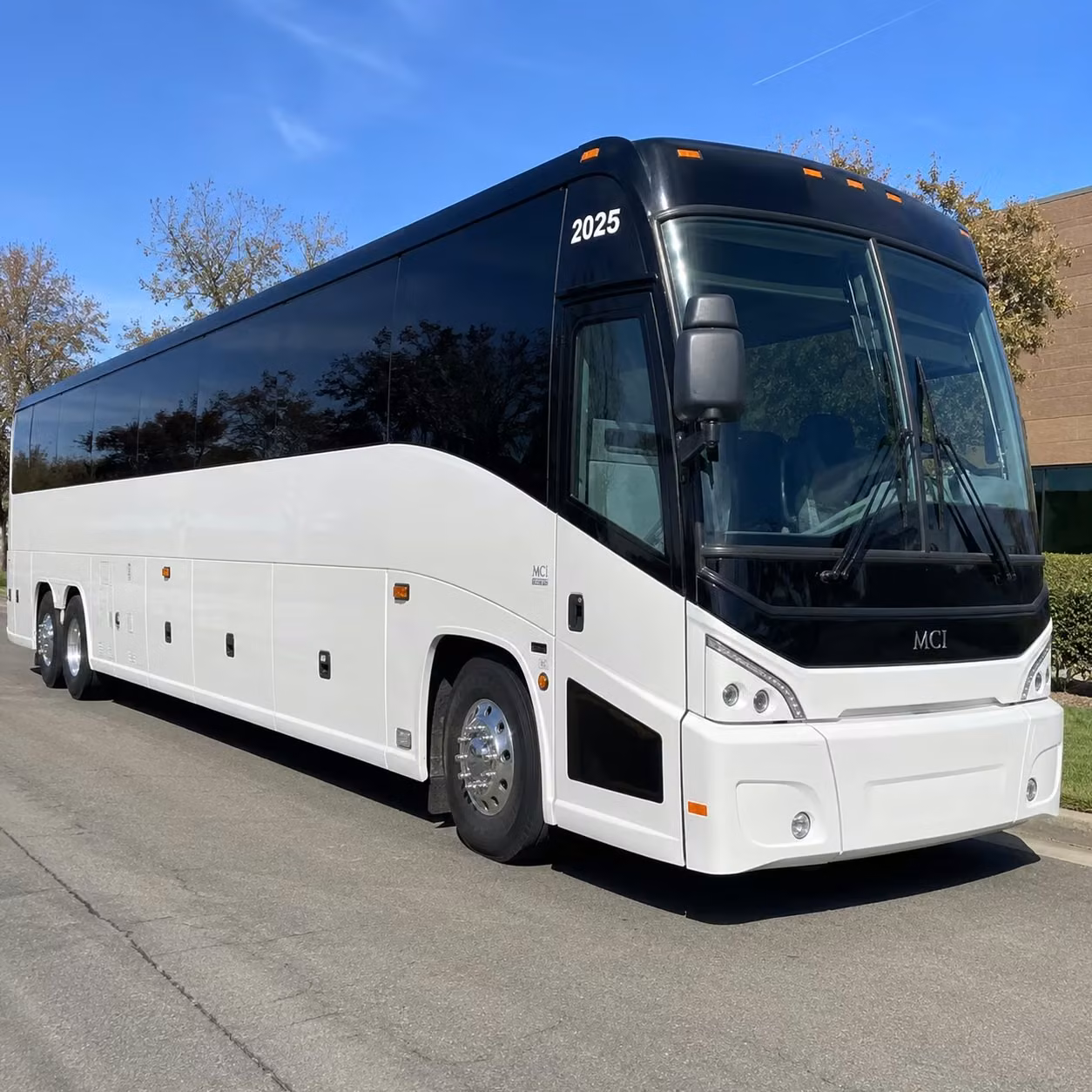 weekly sunday service shuttles for san francisco congregations