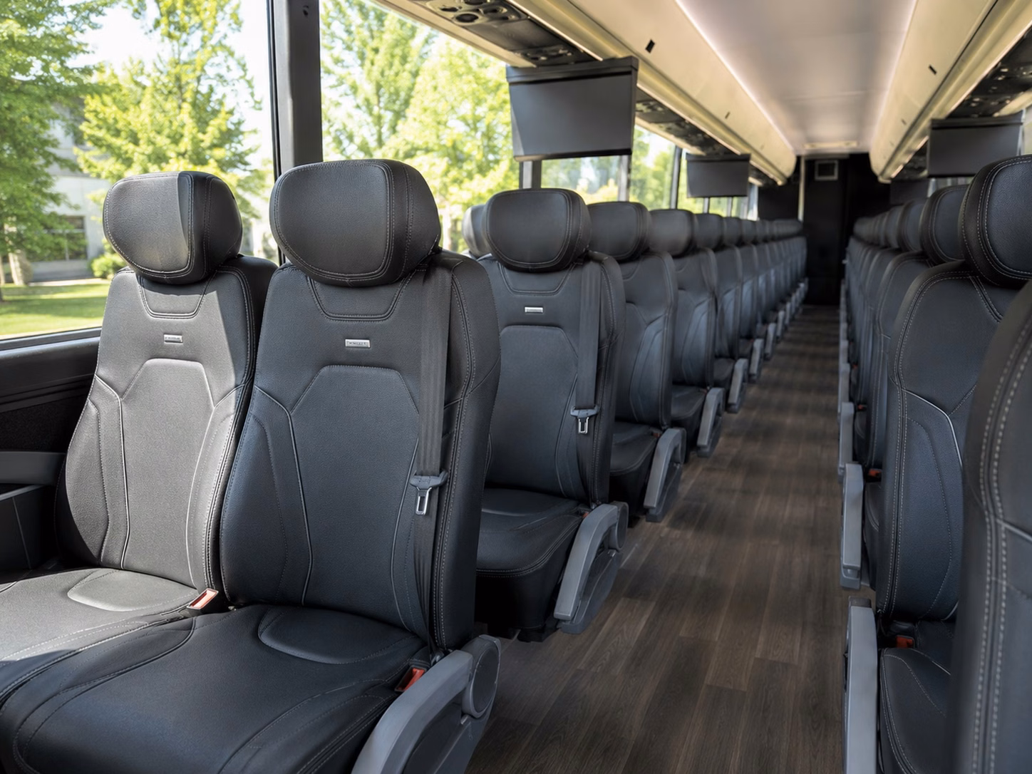 why a charter bus is the smartest way to get to levi s stadium for 49ers games